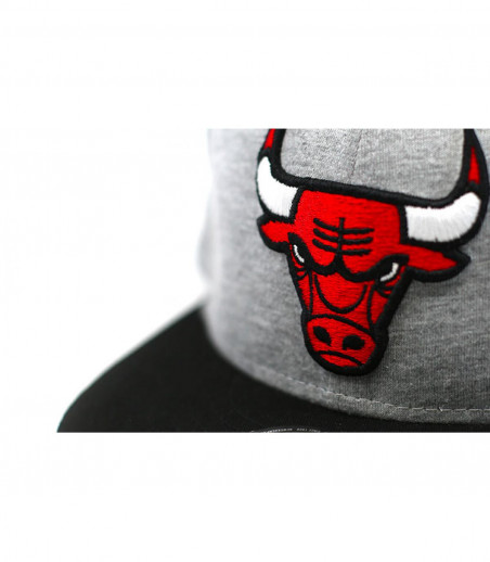 snapback Bulls gris